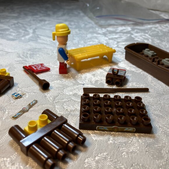 lego set - Picture 2 of 2